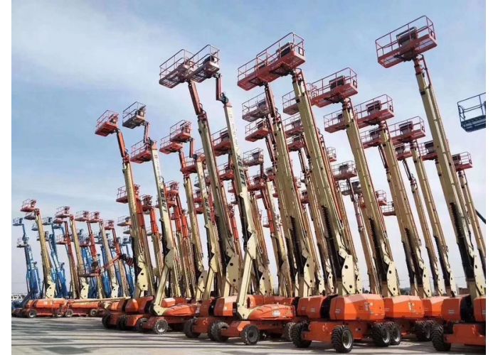 自行走高空作業(yè)平臺 自行走高空作業(yè)平臺