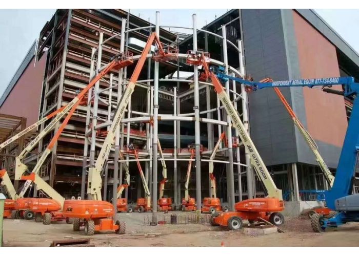 自行走高空作業(yè)平臺(tái)