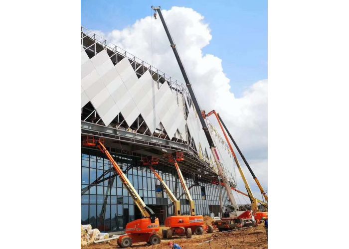 自行走高空作業(yè)平臺 自行走高空作業(yè)平臺