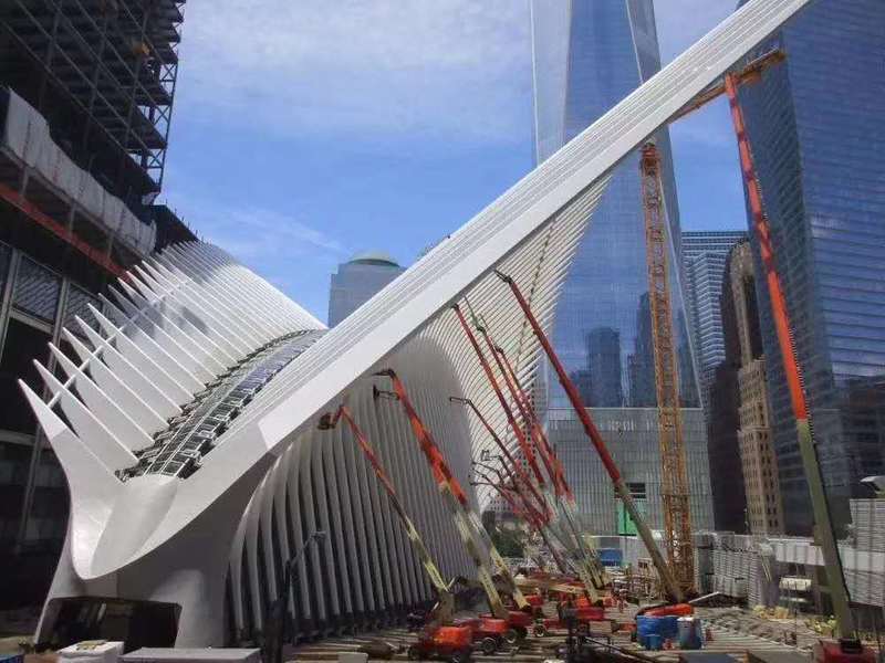 自行走高空作業(yè)平臺(tái)